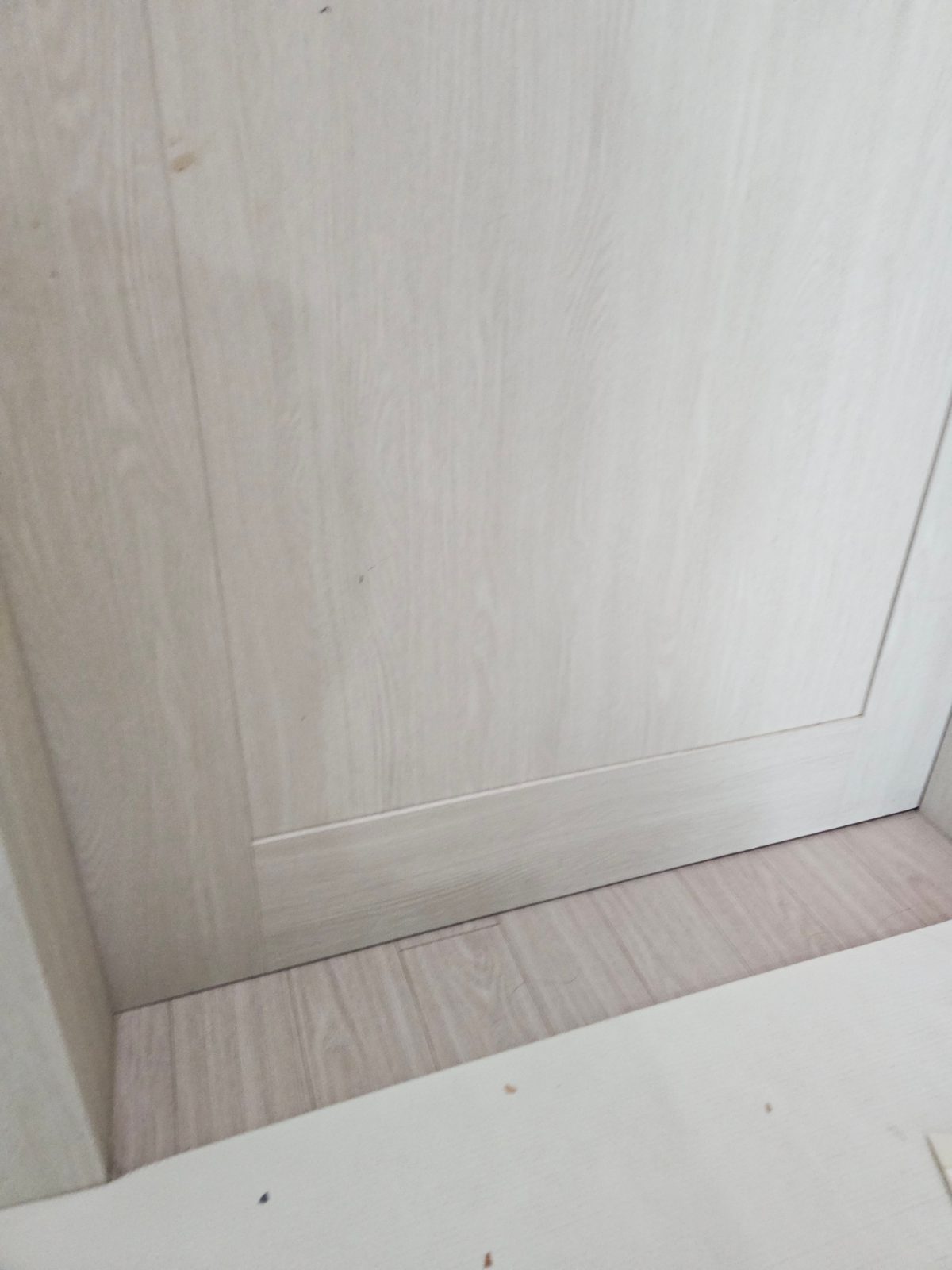 안양 문수리 문틀 뒤틀림 방문 하단 재단 시공사례